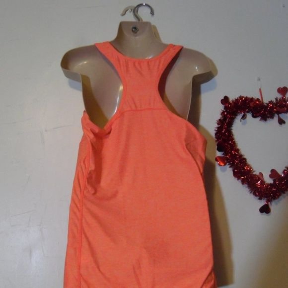 Coral razor back active tank top Reebok size M medium - Picture 2 of 6